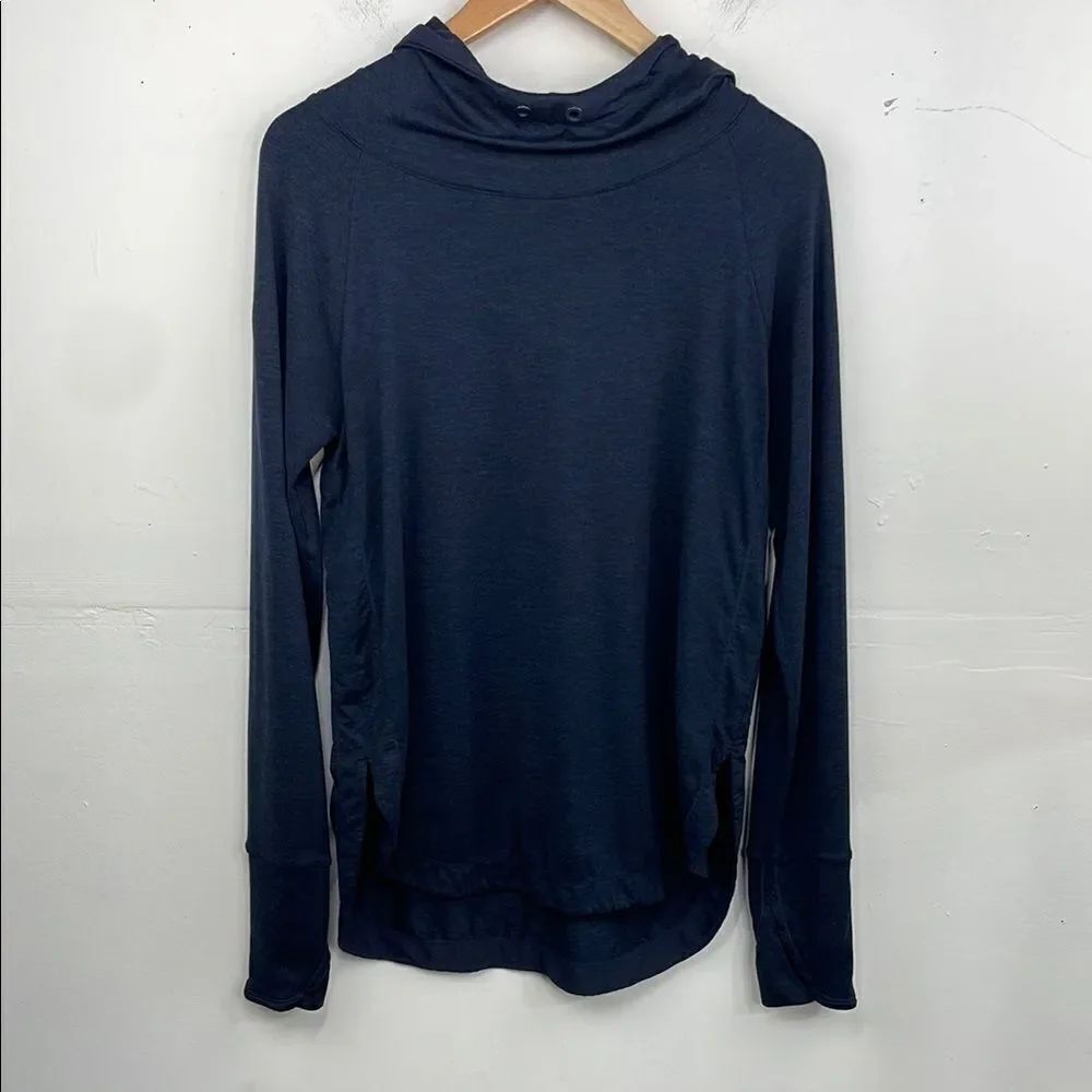 Athleta Dark Blue Hooded Long Sleeve Top women’s size Small